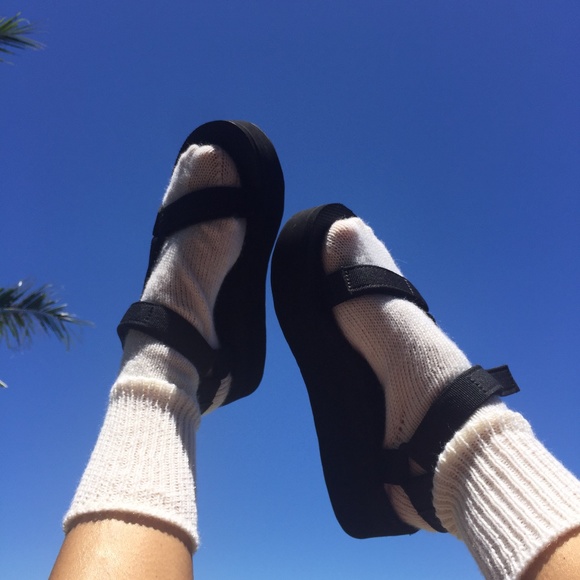 Teva Shoes - Teva Flatform Universal
